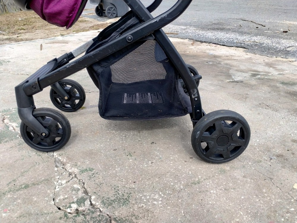 Evenflo Urbini Omni Plus Stroller Replacement Part. Front Foot Rest