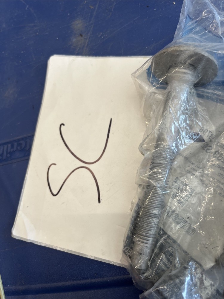 Genuine Ford Mount Screw W714263-S902