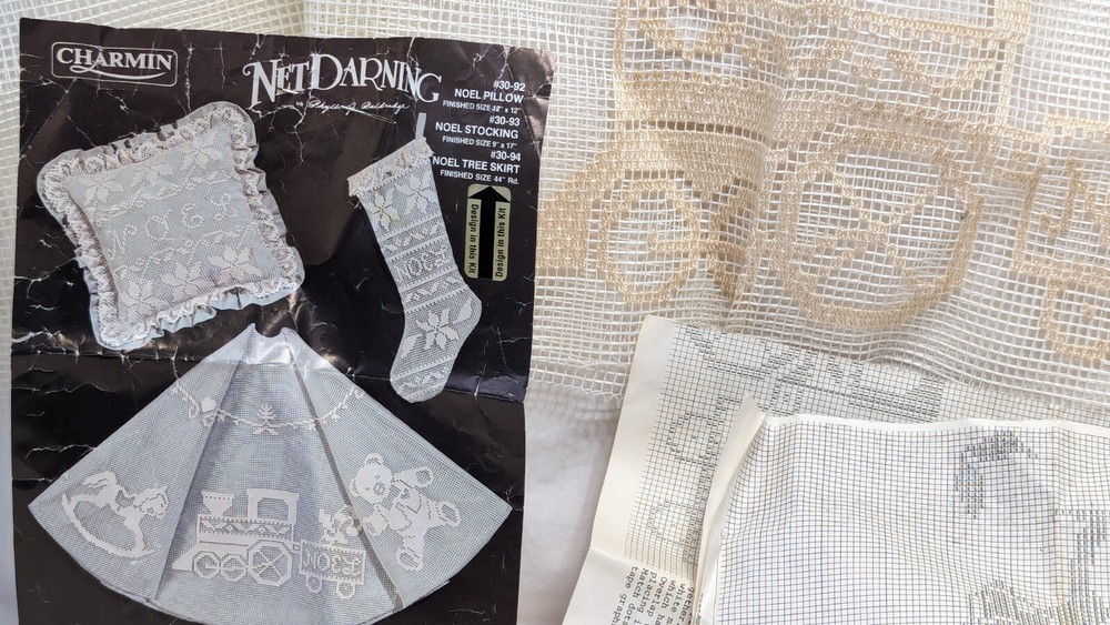 Charmin Net Darning Noel Tree Skirt Kit #30-94- 44" Round - started & incomplete