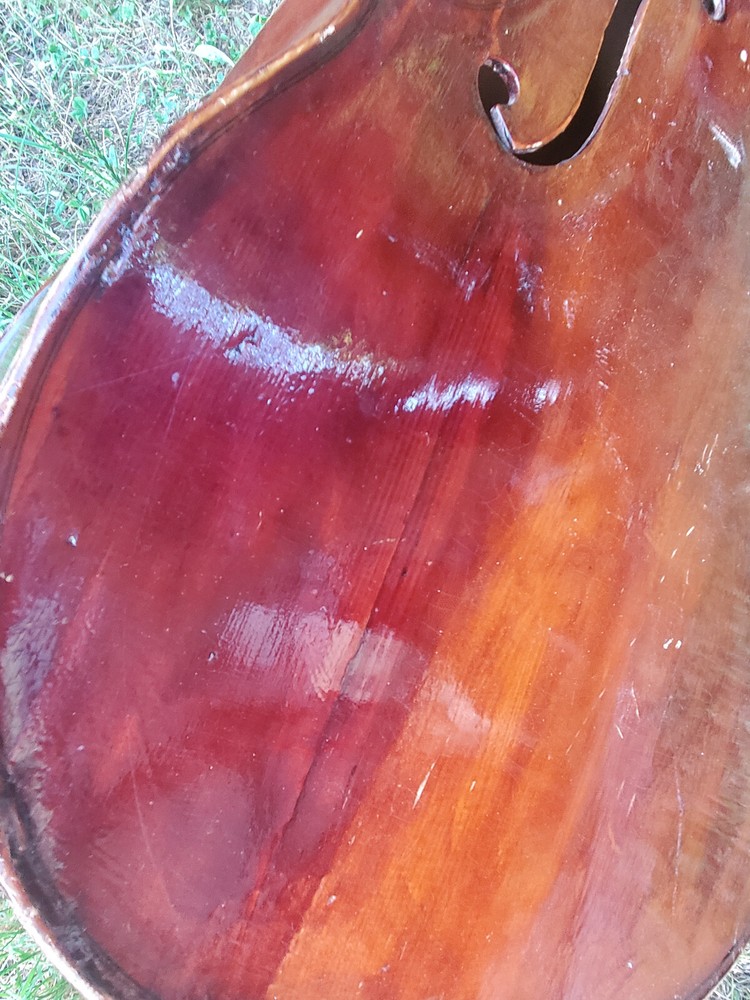 old Cello, needs repair!