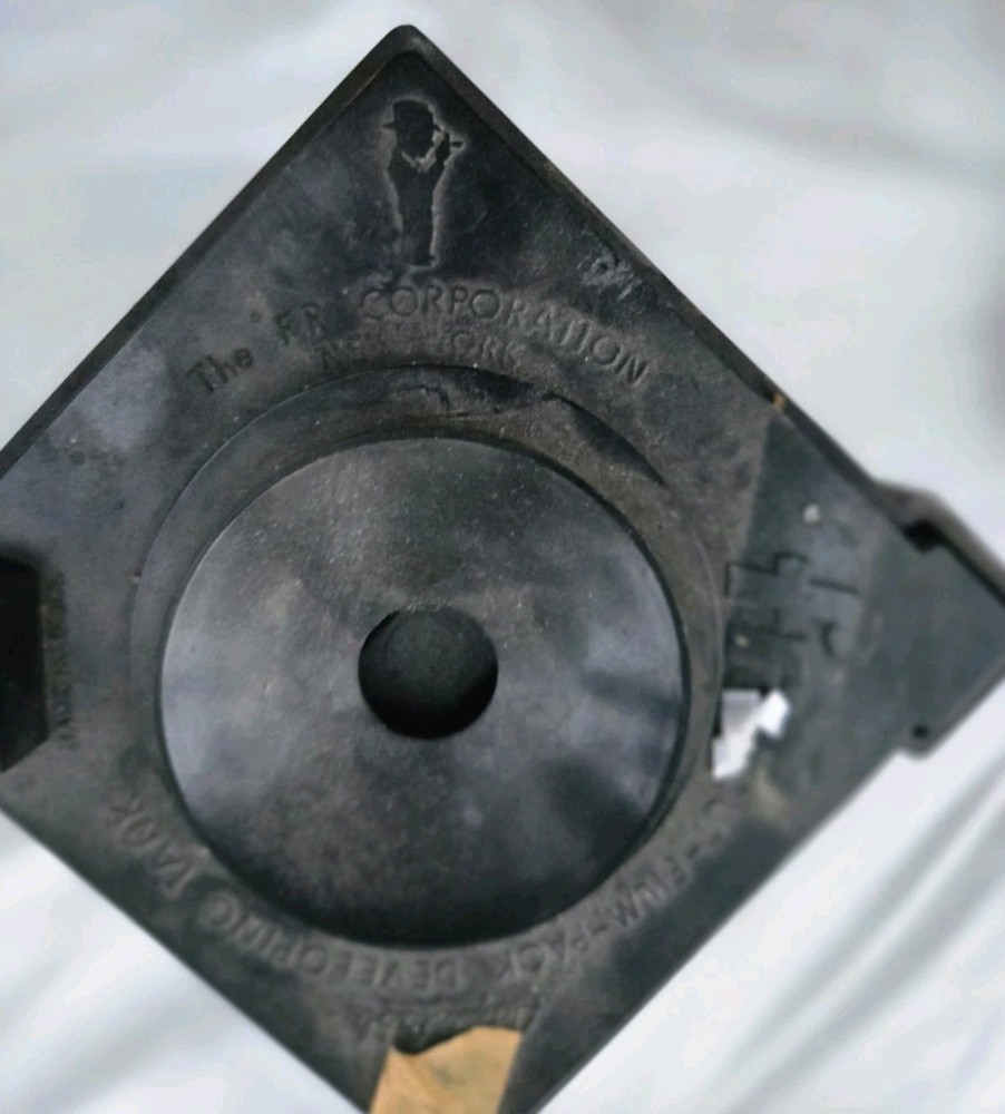 FR Corporation Adjustable Format Cut Film Developing Tank
