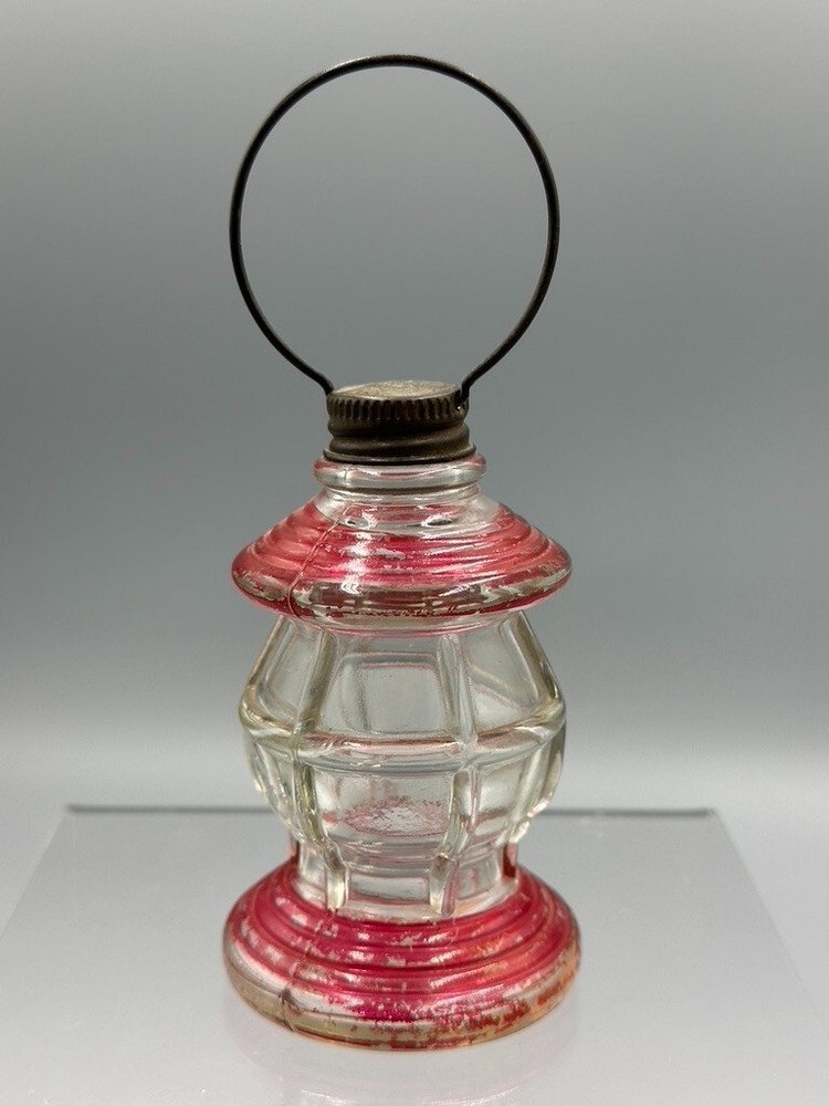 1940s LANTERN Figural VICTORY GLASS Co CANDY CONTAINER A&E 403 Vintage