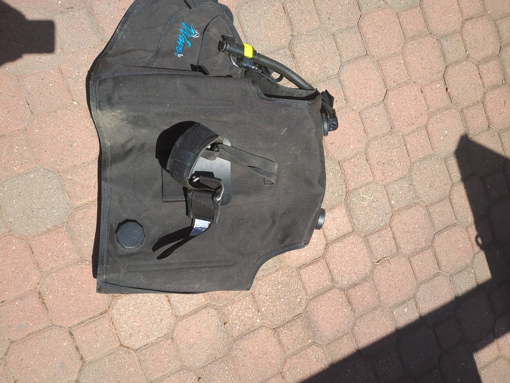 AQUA LUNG WAVE Scuba BCD Size L Buoyancy Control Device