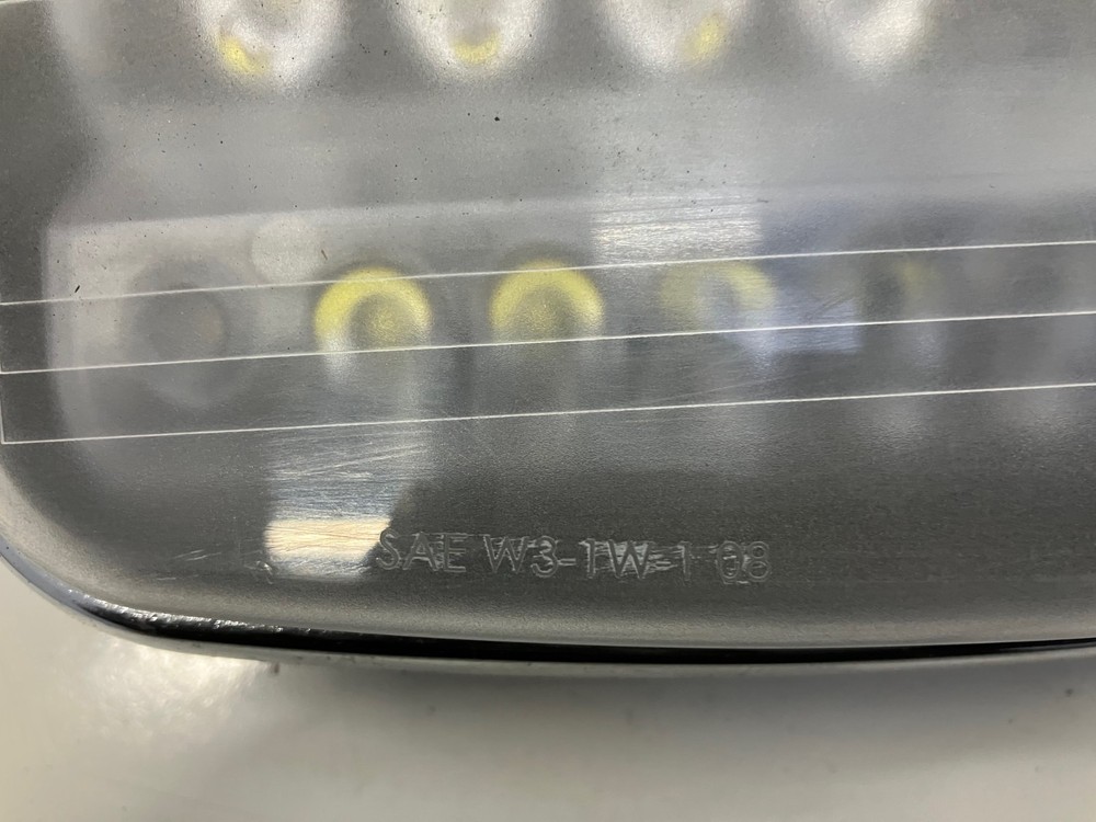 Whelen 12V White Scene Light