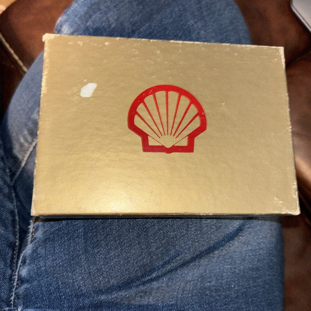 2 SHELL GAS PLAYING CARDS DECKS IN BOX- Complete