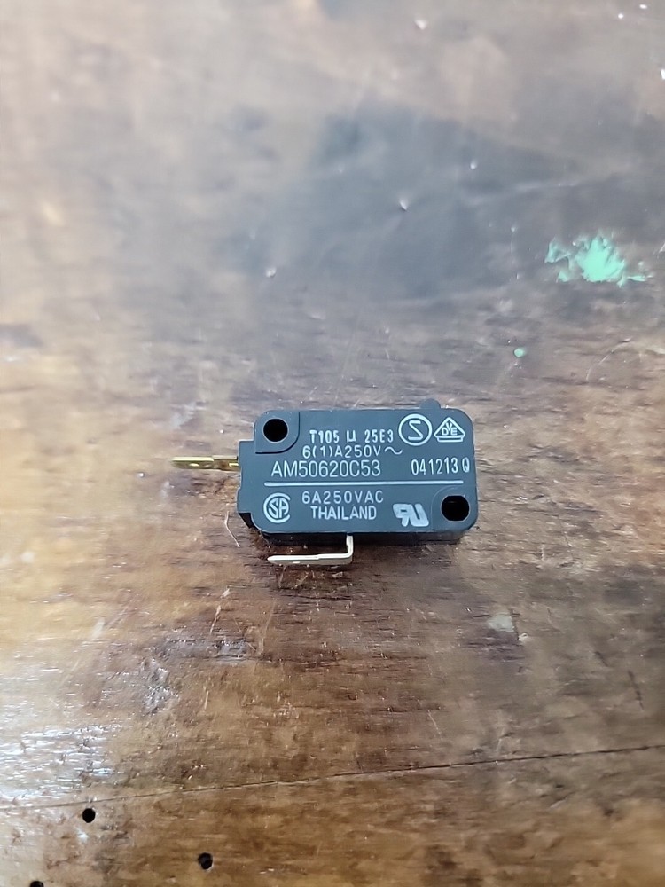 Jenn-Air Maytag Microwave Door Interlock Microswitch Part # 58001078