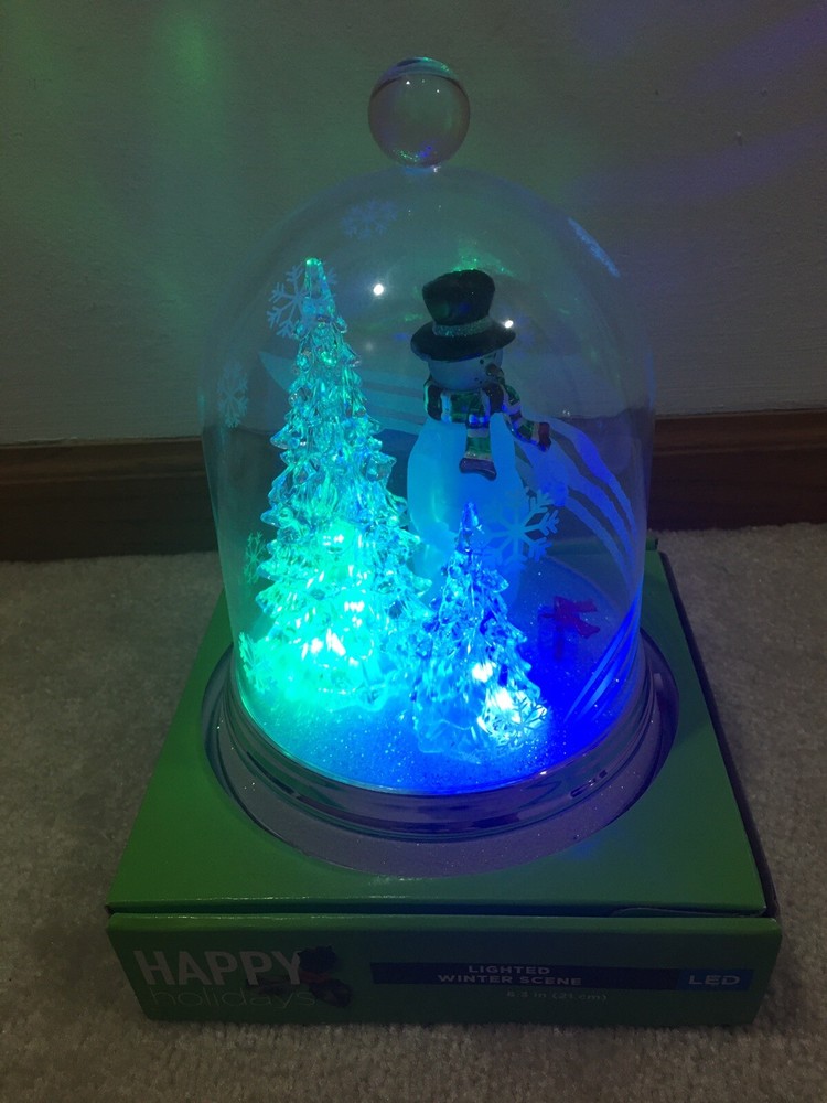 Lighted Winter Scene Changing Lights & Singing Snowman and Trees NEW
