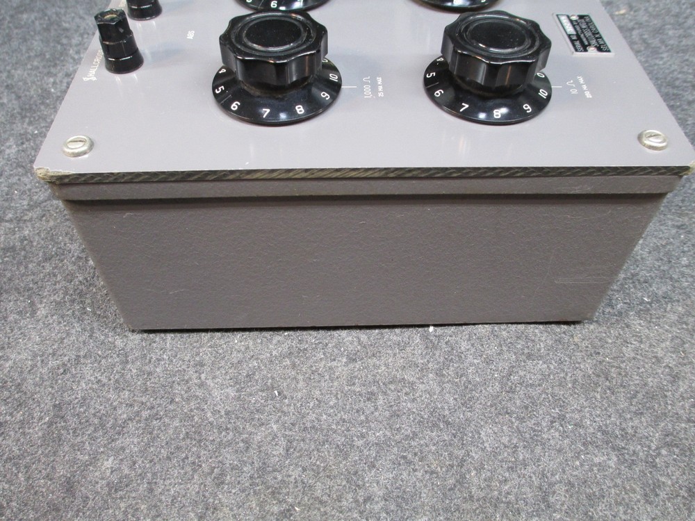 Shallcross 825 4-Dial Decade Resistance Calibrator Box