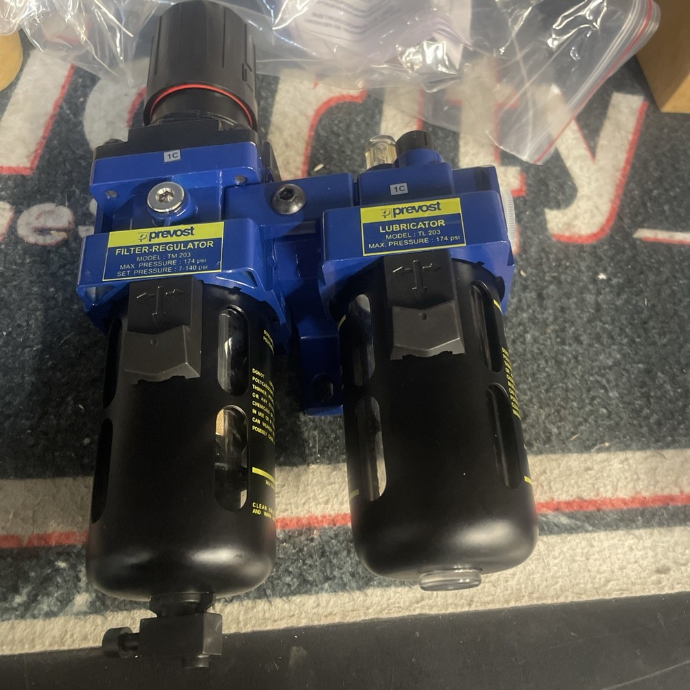 PREVOST TB PSM203 , Standard, 2 Pc Filter/Regulator-Lubricator