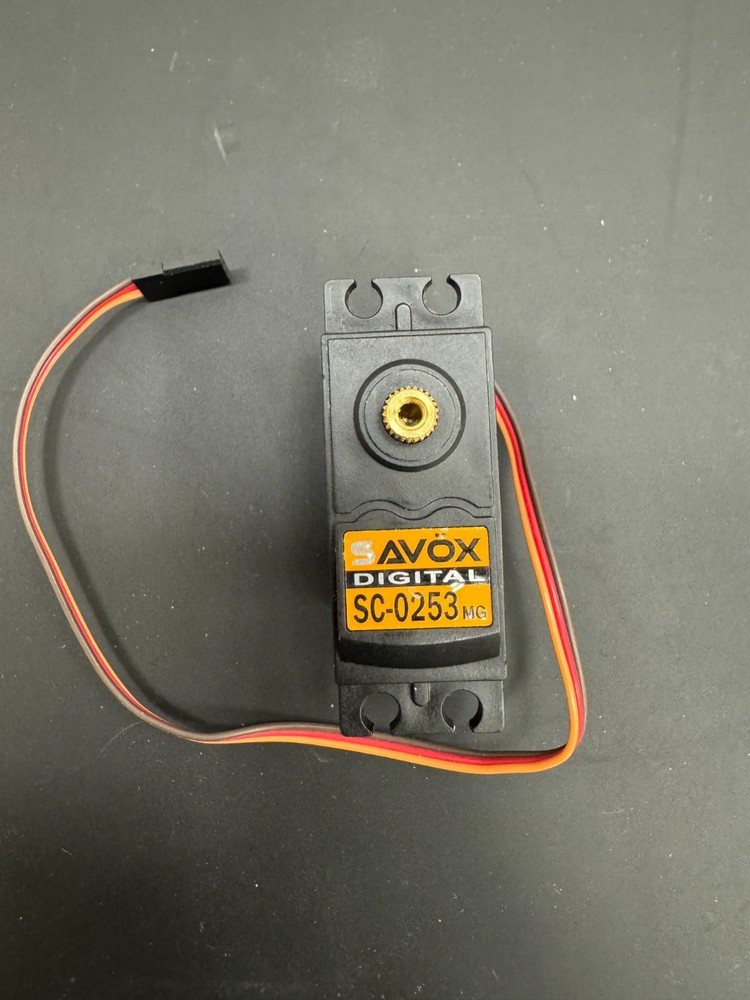 Savox Used Open Box SAVSC0253MG Standard Digital Servo