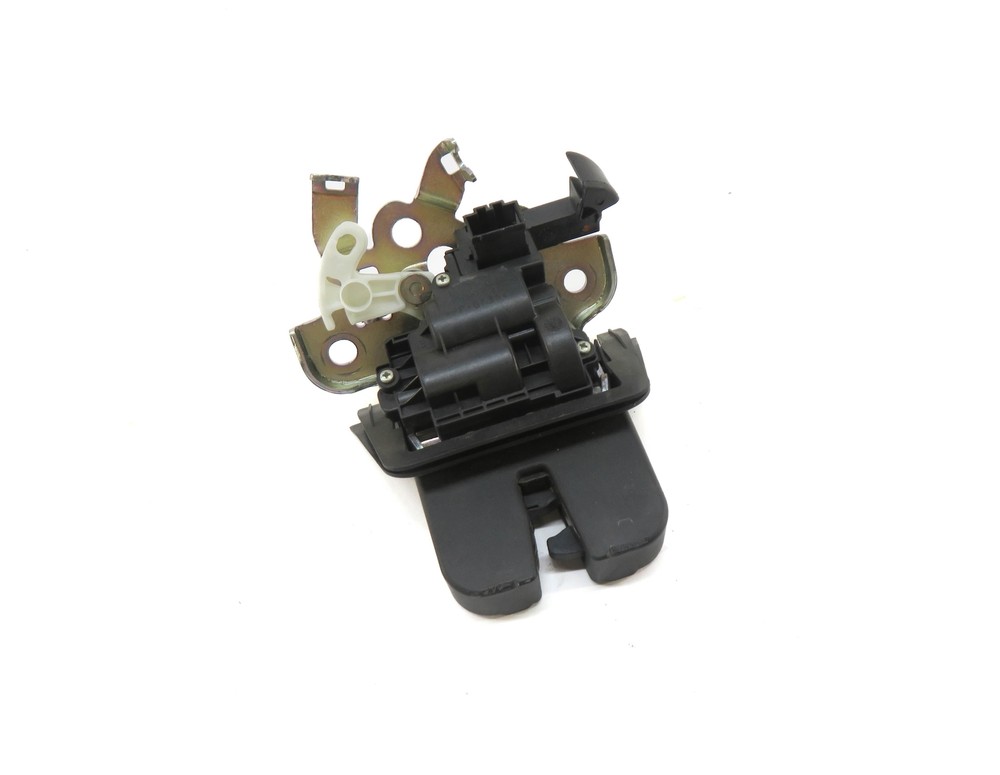 2013 AUDI Q5 (B8 8R) REAR TRUNK LOCK LATCH ACTUATOR