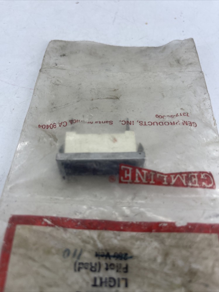 NEW OEM Gemline 15502 Rectangular Red Pilot Light