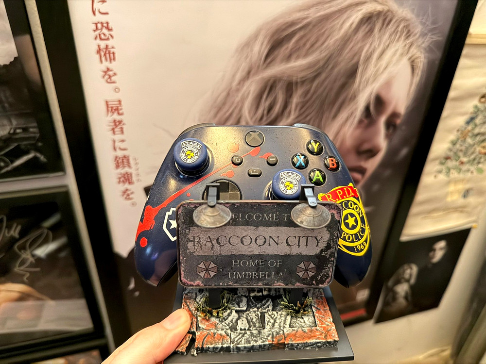 Resident Evil Requiem Capcom Exclusive Controller Holder PS5/PS4/Xbox "PRESALE"