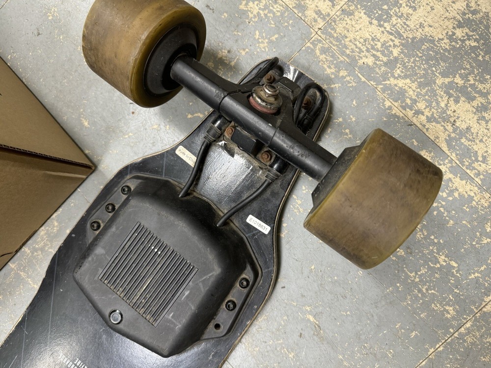 Backfire G2 Black Electric Skateboard With Extra Wheels, Charger & Remote