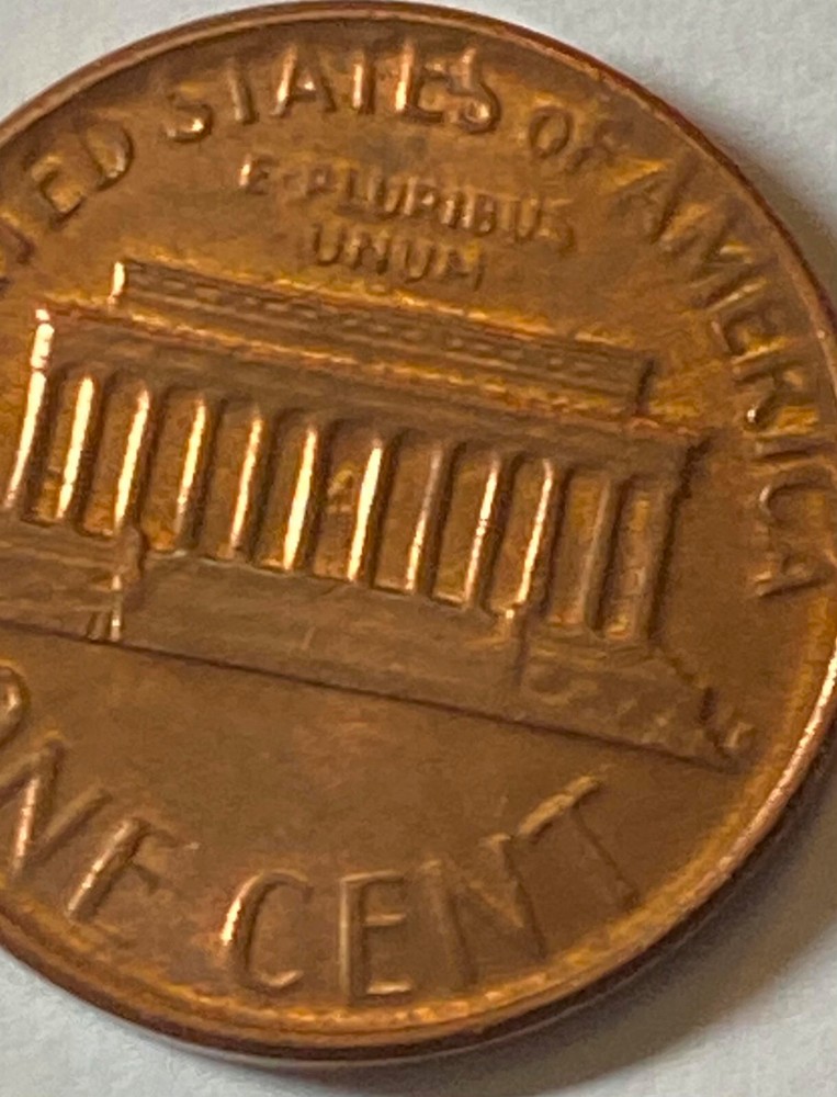 1978 D Penny - Reverse initials FG struck through grease.
