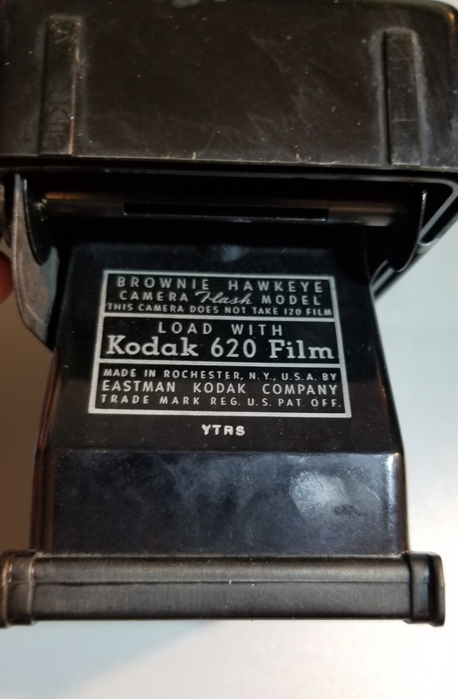 Vintage Kodak Brownie Hawkeye Flash Model Camera