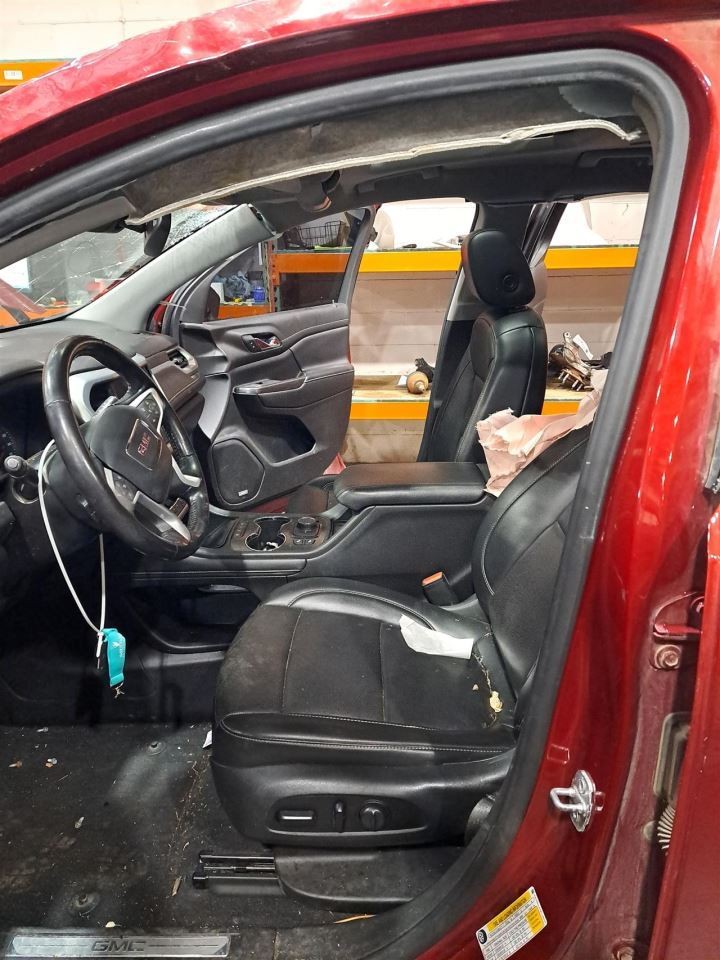 2021 Acadia Camera/Projector Sku#4350452