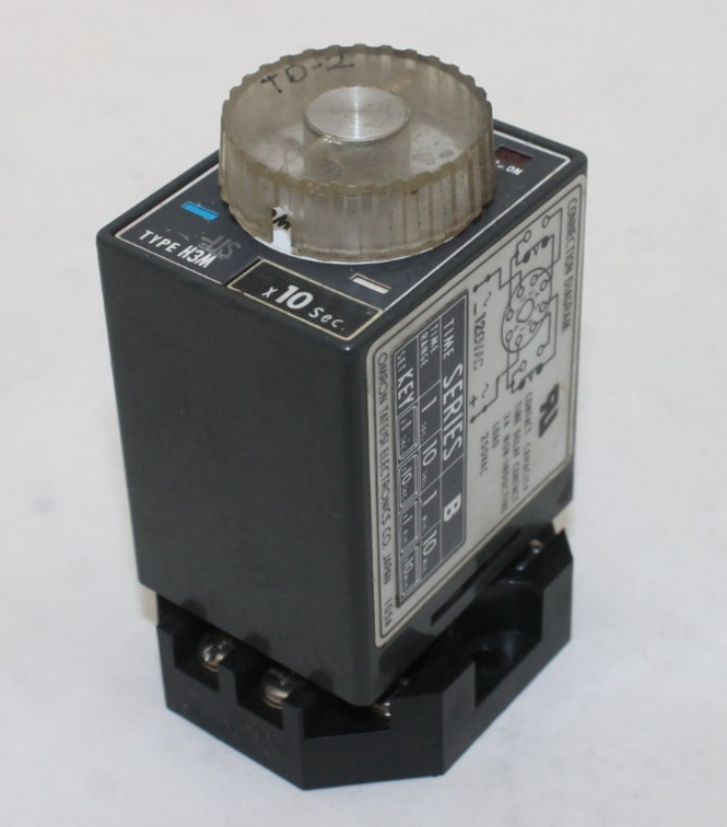 Omron H3M Ser B Timer With Base