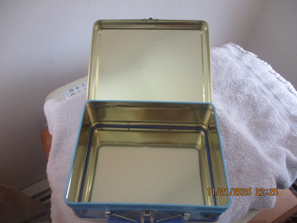 GI JOE ACTION SAILOR TIN LUNCHBOX