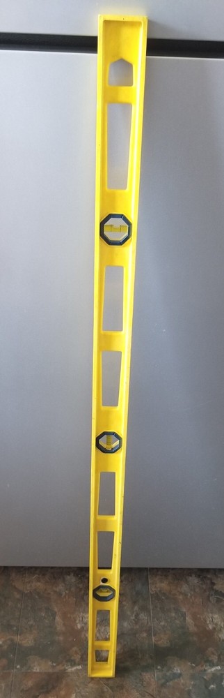 EMPIRE 330-48 48" POLYCAST LEVEL Has Inches & Centimeters - Yellow