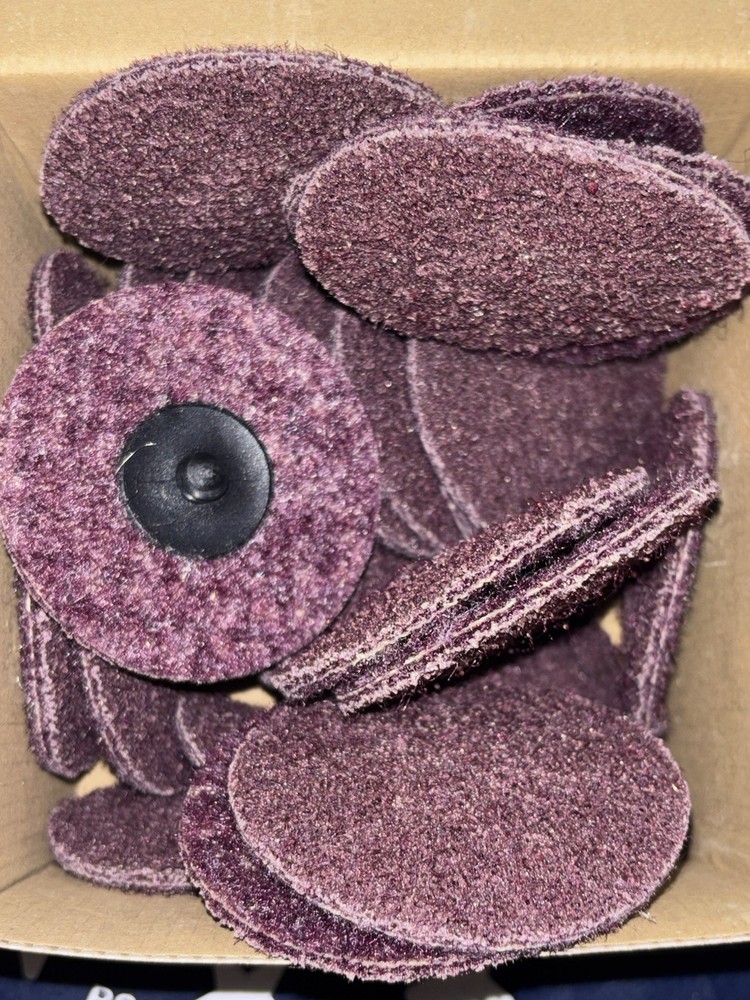 (25) Weiler 51534 - 3" Plastic Button Style, AO Medium Surface Conditioning Disc