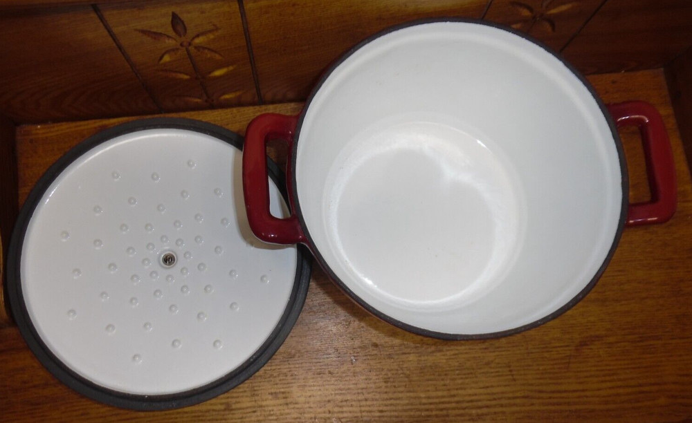 5.5 Qt. Red Hoffritz Enameled Cast Iron Dutch Oven