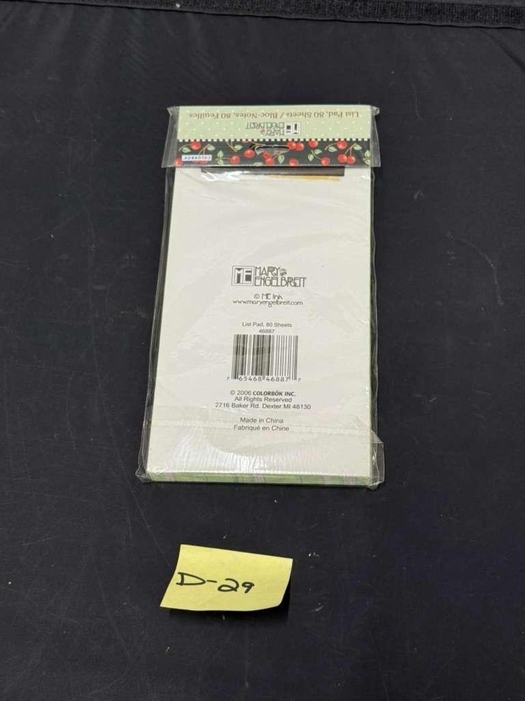 NEW Magnetic Notepad With Pencil. Ships