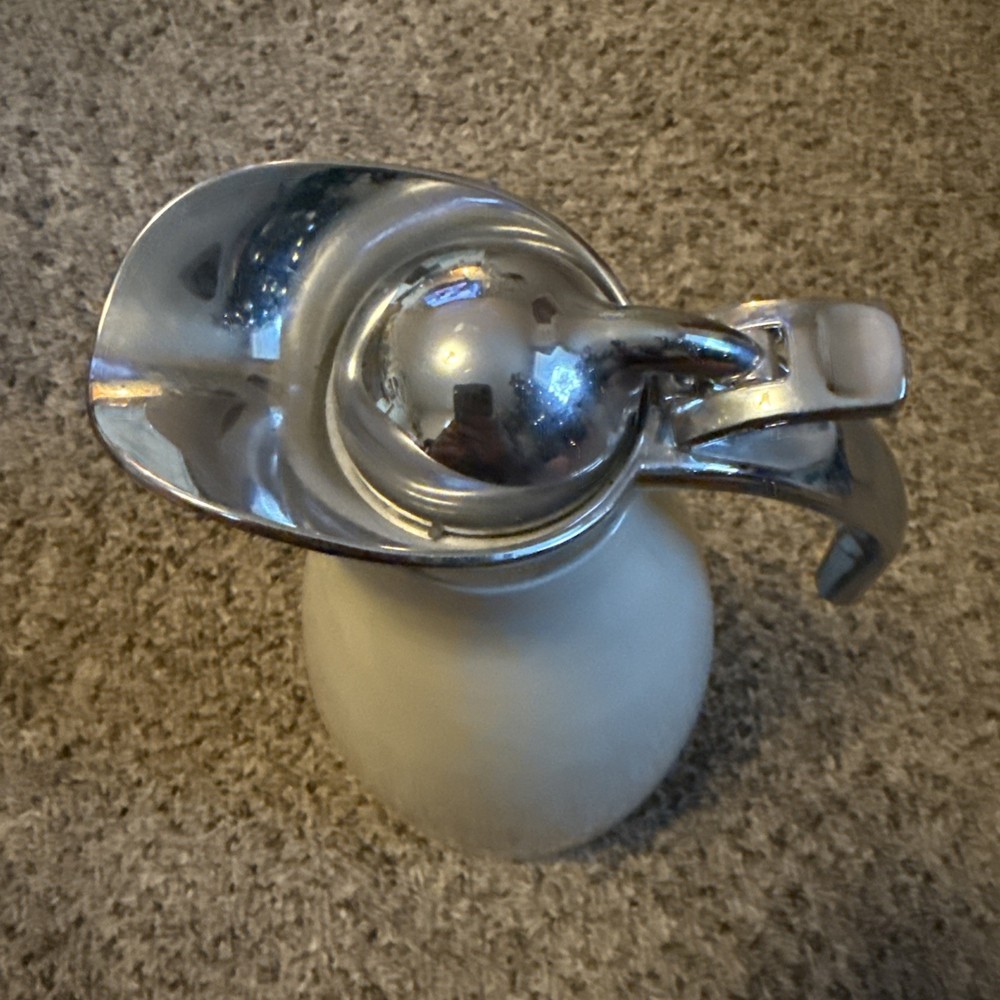 Crofton Insulated Carafe 2QT