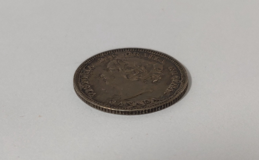 1900 CANADA STERLING SILVER 5 CENT SILVER COIN