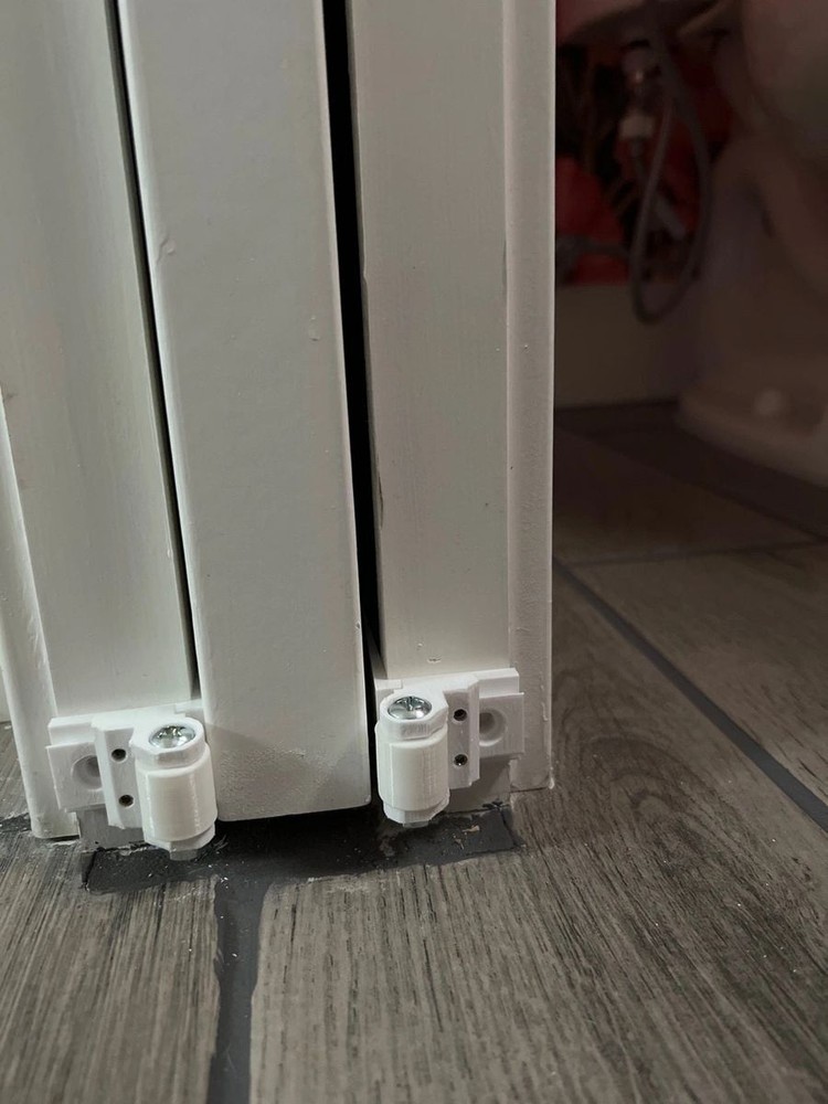 The Adjustable Pocket Door Guide (White)