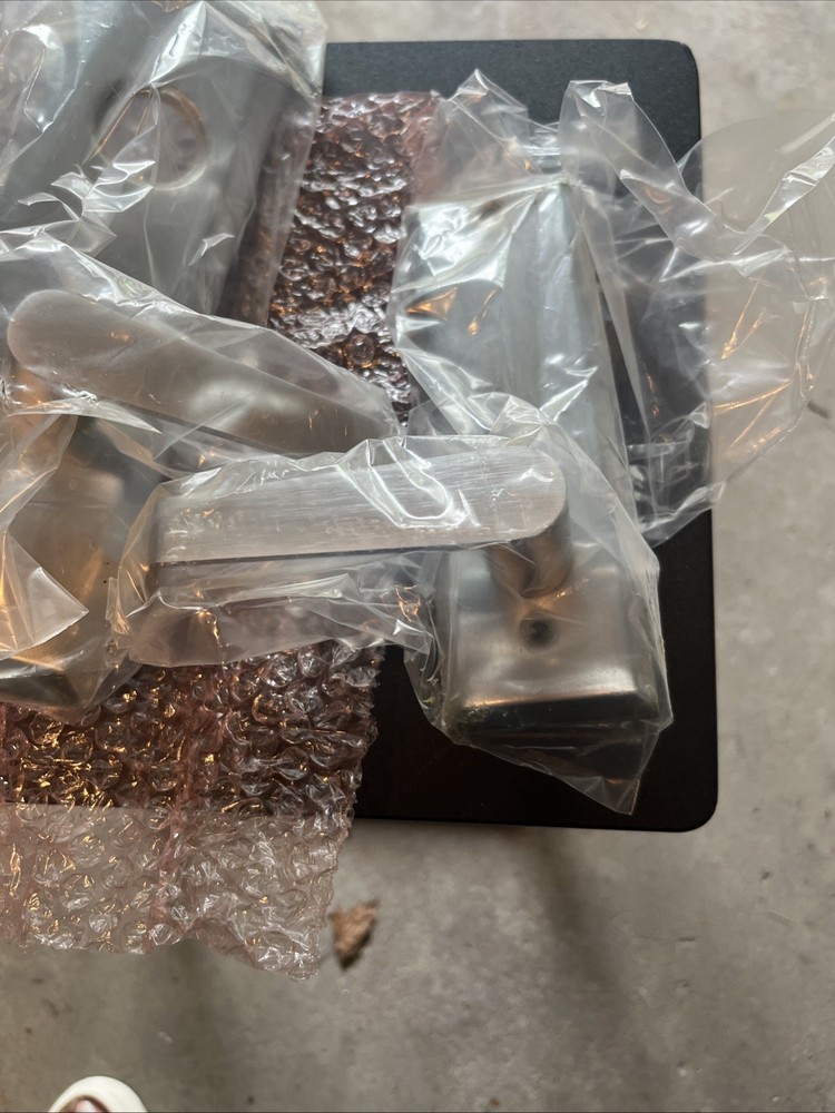 Marks Mortise Lockset 116DW/26D Lever Handles