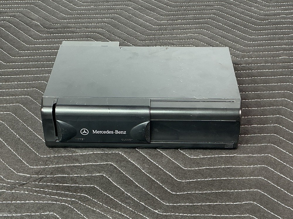 Mercedes CD Changer 002-820-42-89