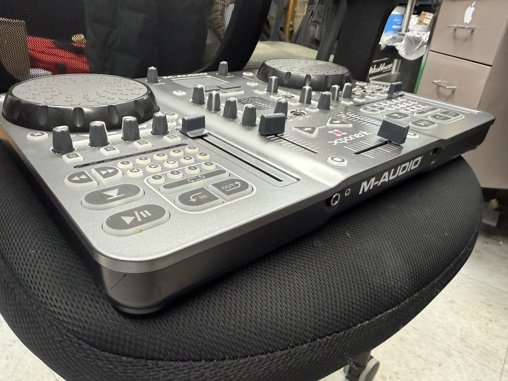 M-AUDIO TORQ XPONENT Advanced DJ Performance/Production System No Adapter