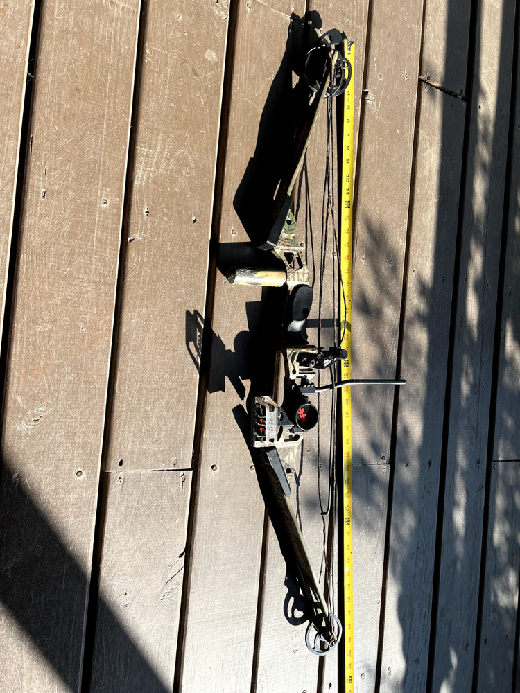 PSE Thunderbolt Compound Bow PSE Sights Quik Tune By Nap Rest Archery