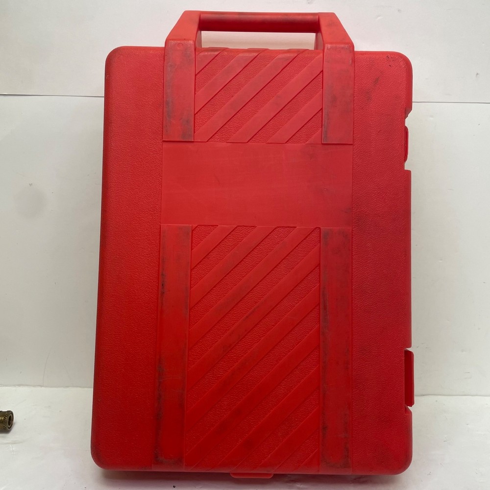 Mac Tools FIT810B Basic Fuel Injection Test Kit w/ Case – As Pictured – Used