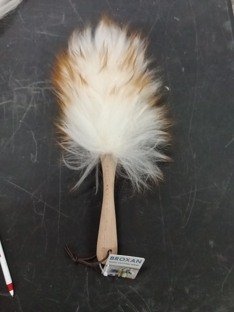 Wool Duster, Wood Handle and Leather Hanger, 815,TR