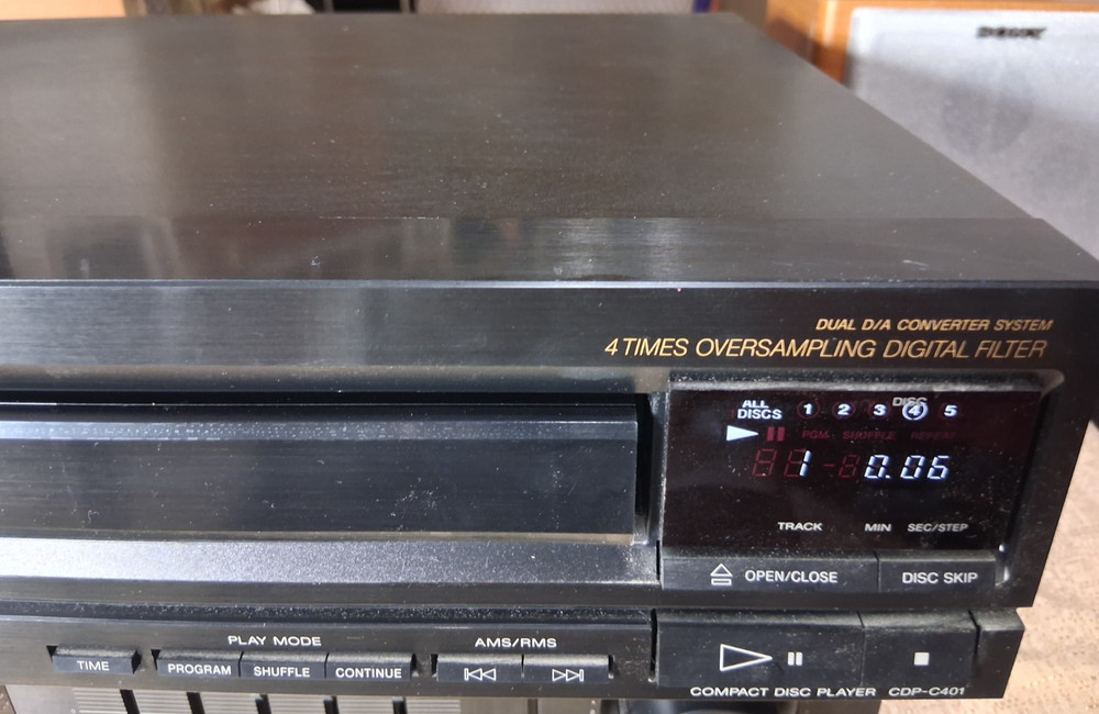 SONY CDP-C401 5-DISC AUTOMATIC COMPACT DISC CD PLAYER DUAL D/A CONVERTER SYSTEM