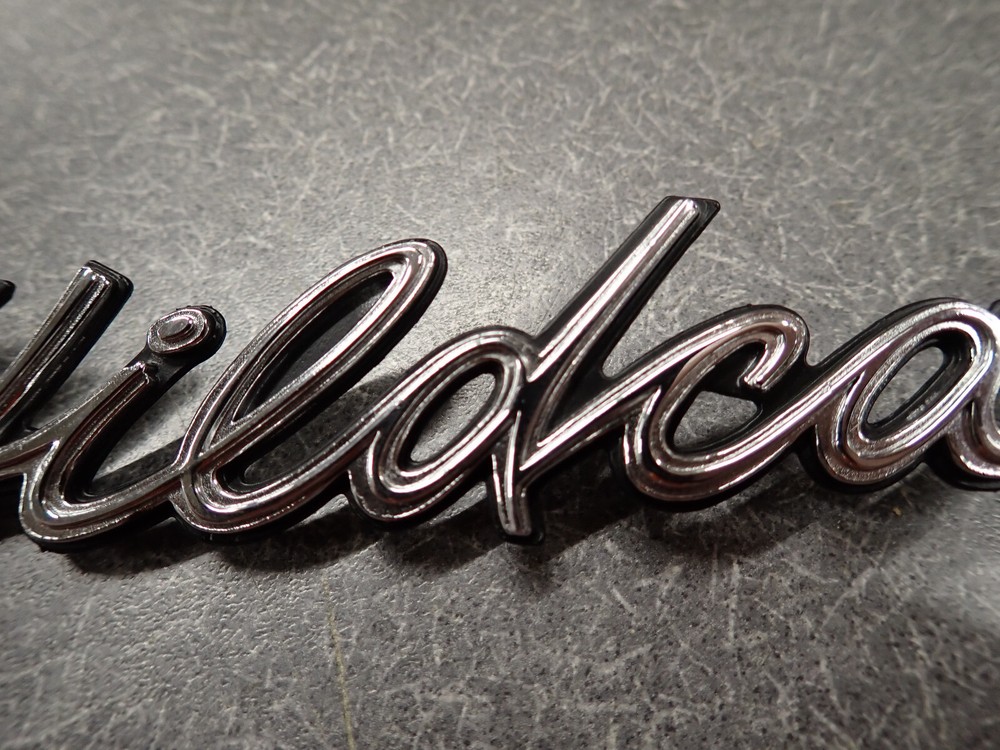 1965 Buick Wildcat Rear Quarter / Trunk Script Emblems 65 "Wildcat" Monogram (3)