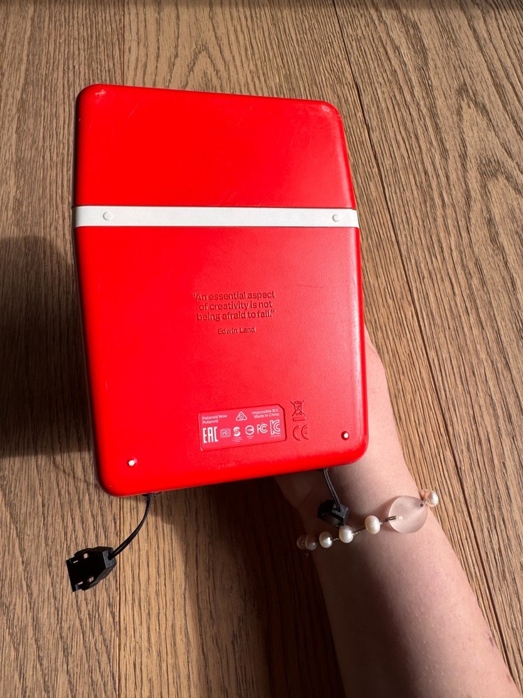 Polaroid Now Instant Camera Red & White Autofocus i-Type Tested Working