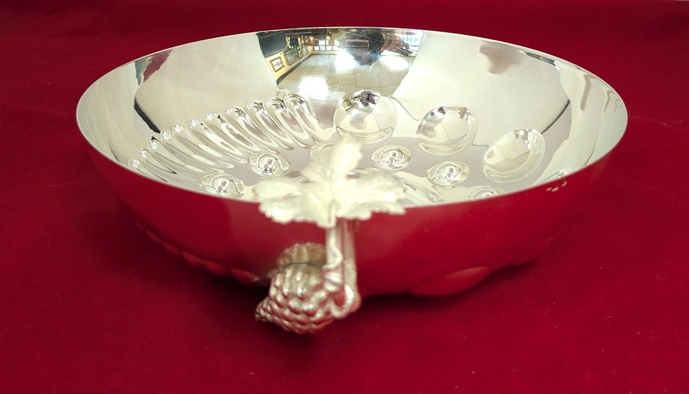 Sterling Silver Grape/ Fruit Serving Bowl, 8''Diameter by 2-1/4'' High