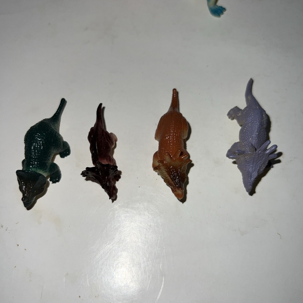 Lot Of Mini Hard Plastic Dinosaurs