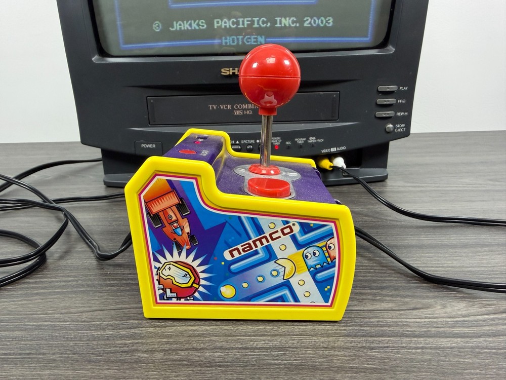 SHARP 13VT-j100 TV/VCR Combo, Remote & Namco Plug it & Play Games Console