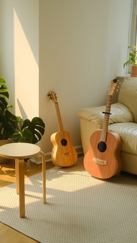 Cole Clark Little Lady Mini