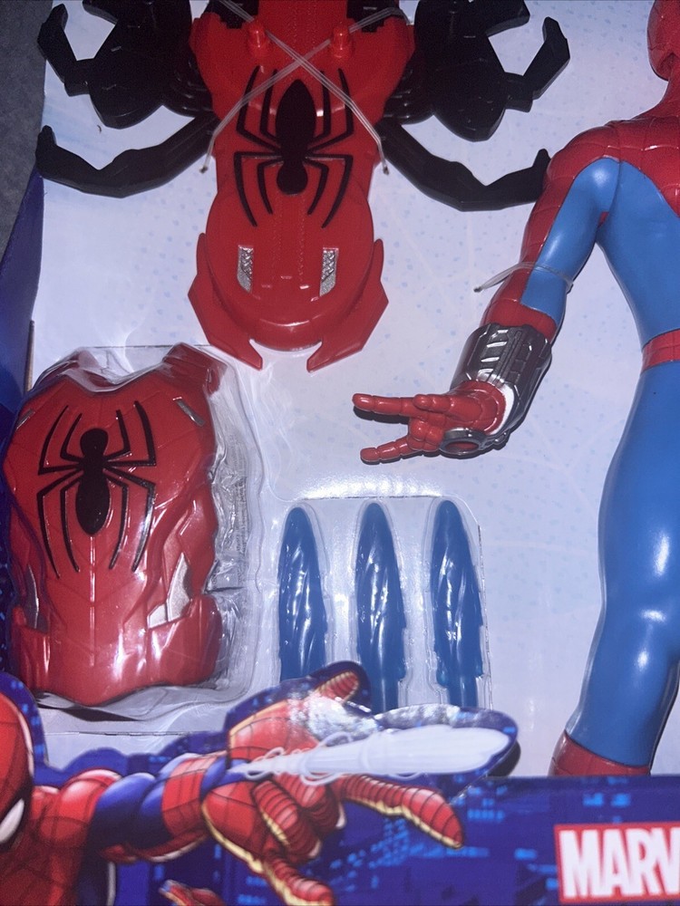 Marvel Spider-Man Thwip Blast Action Figure Toy