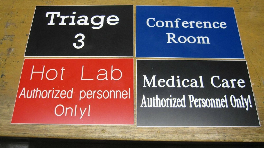 Custom Engraved Personalized Plastic Sign - new - 6"x8"