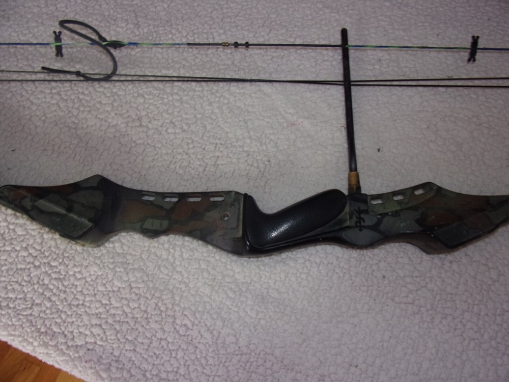 PSE Game Sport Compound Bow