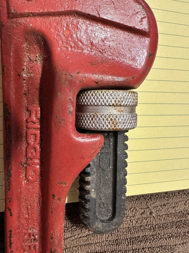 RIDGID 18” Red Heavy-Duty Adjustable Cast Iron Pipe Wrench