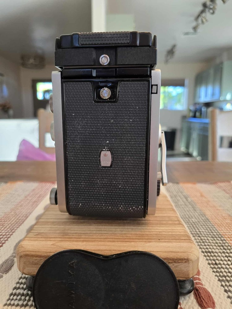 1960s Mamiya C33 professional camera
