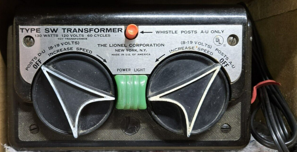Lionel SW Trainmaster Transformer 130 watt Refurbished