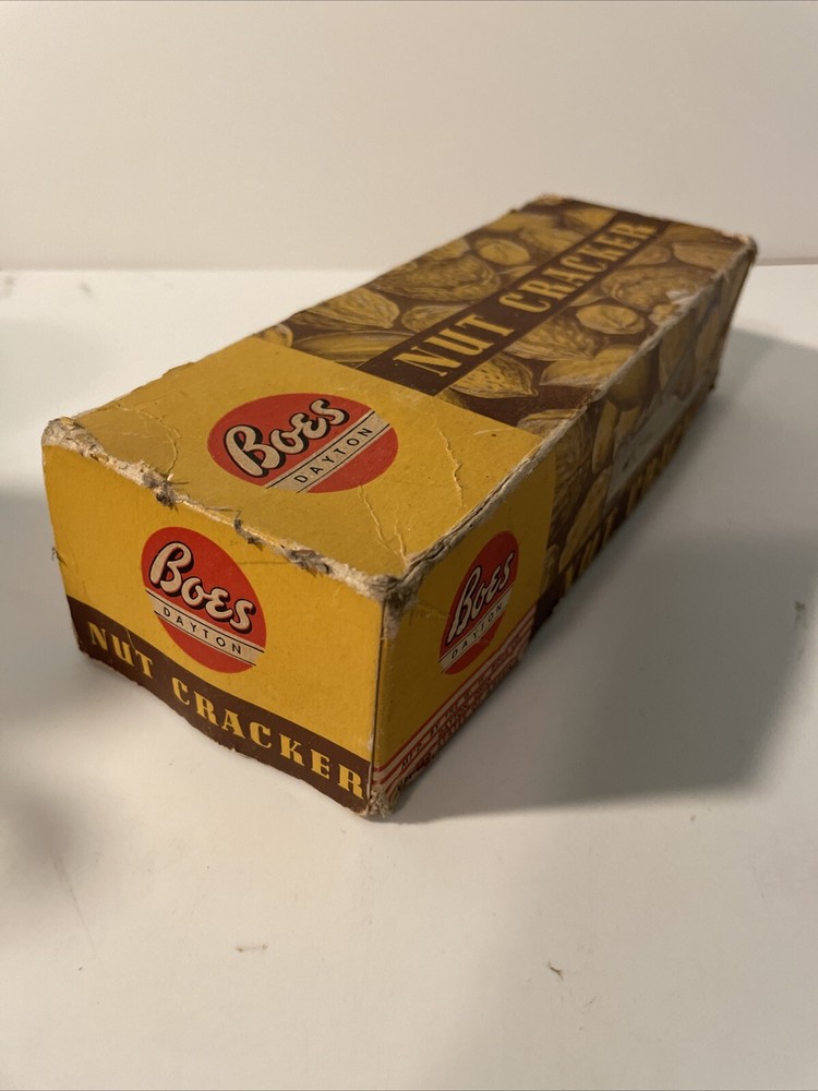 Vintage Boes Dayton Adjustable Nut Cracker With Original Box